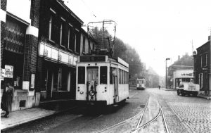 Tram de Dour